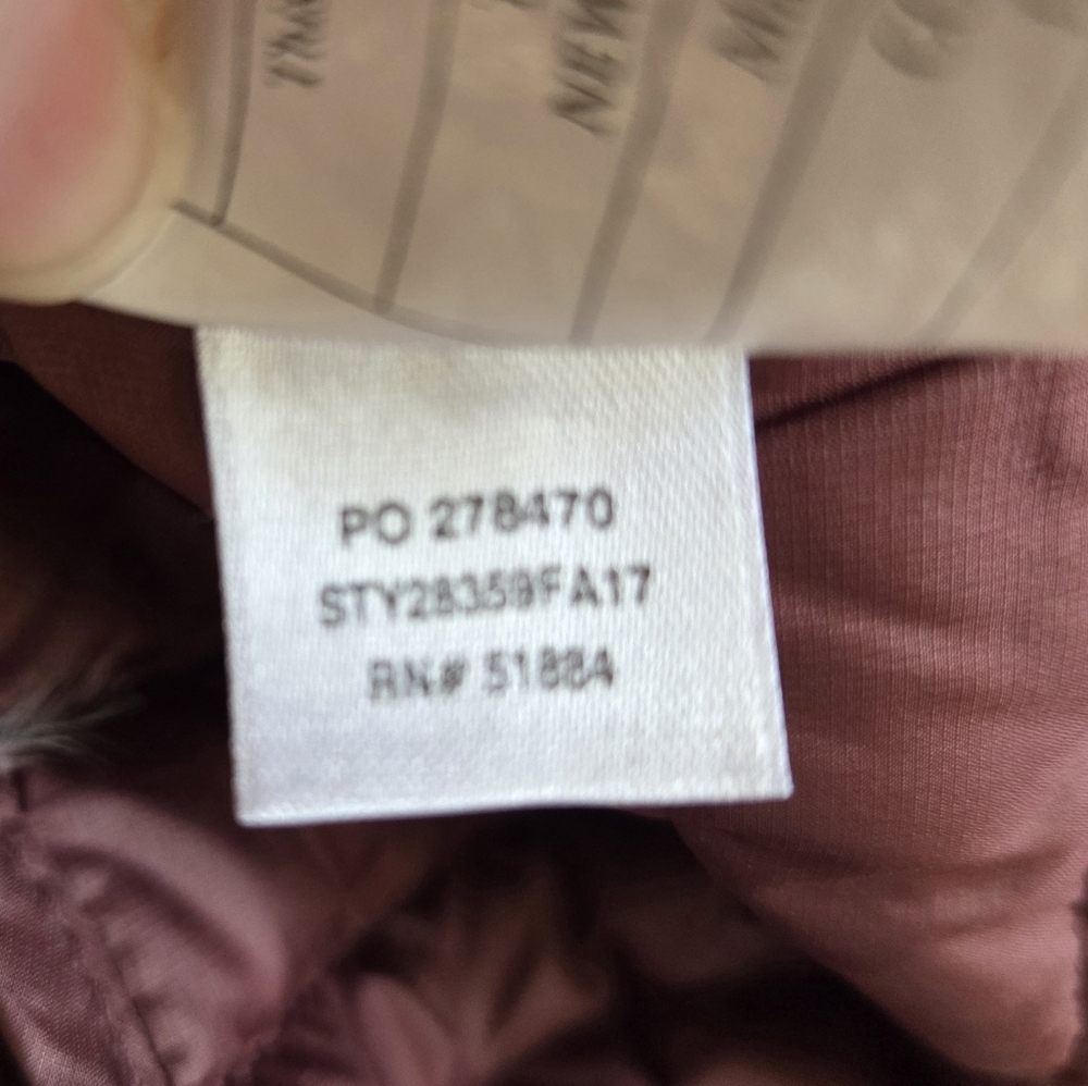 PATAGONIA Fiona Parka Puffer Jacket Dark Ruby Size Small - Picture 7 of 7